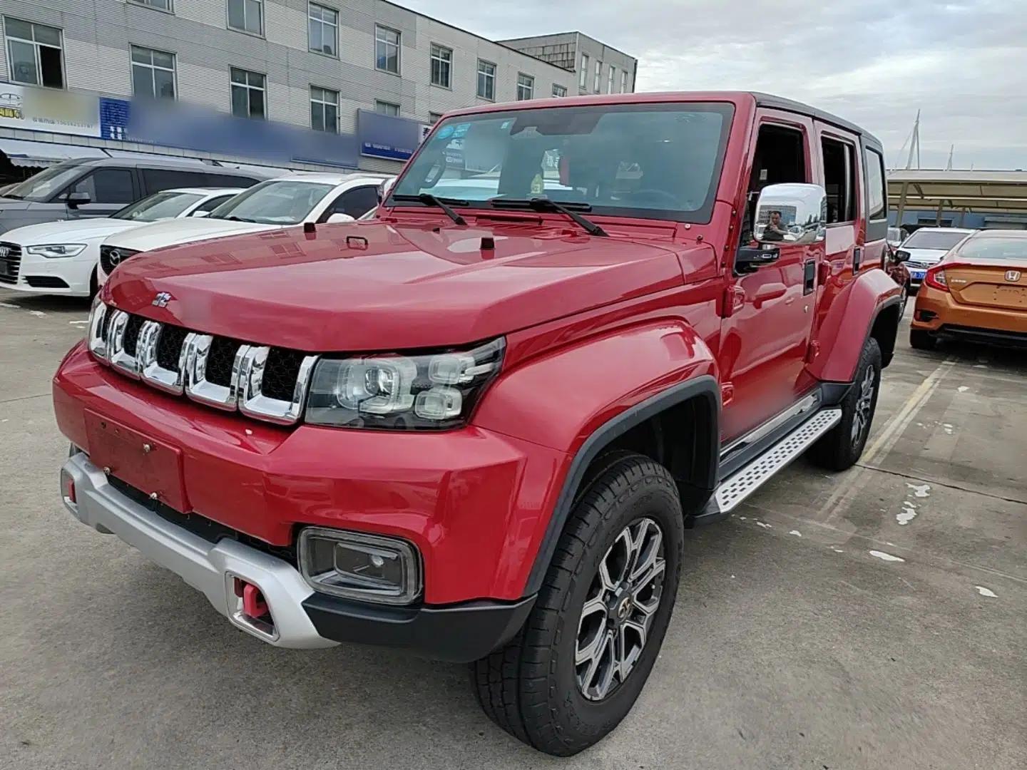 BAIC Off-Road BJ40 2019 2.3T Automatic Four-Wheel Drive Urban Hunter Edition Premium Model China VI Emission Standard — миниатюра 1