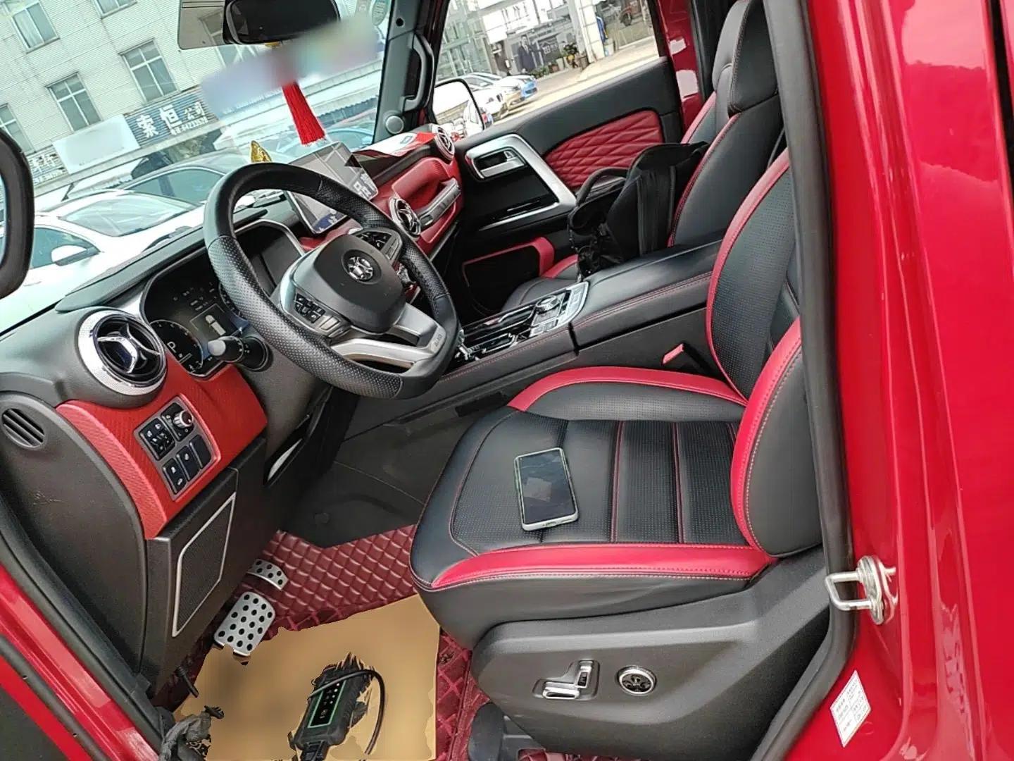 BAIC Off-Road BJ40 2019 2.3T Automatic Four-Wheel Drive Urban Hunter Edition Premium Model China VI Emission Standard — миниатюра 17