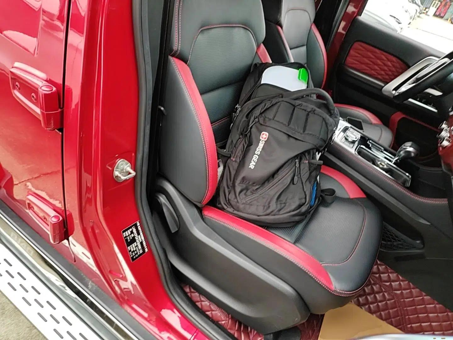 BAIC Off-Road BJ40 2019 2.3T Automatic Four-Wheel Drive Urban Hunter Edition Premium Model China VI Emission Standard — миниатюра 19