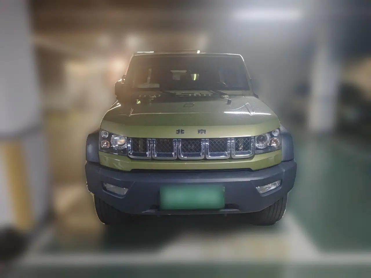 BAIC Off-Road BJ40 2016 40L 2.0T Manual All-Wheel Drive Prestige Edition — миниатюра 2