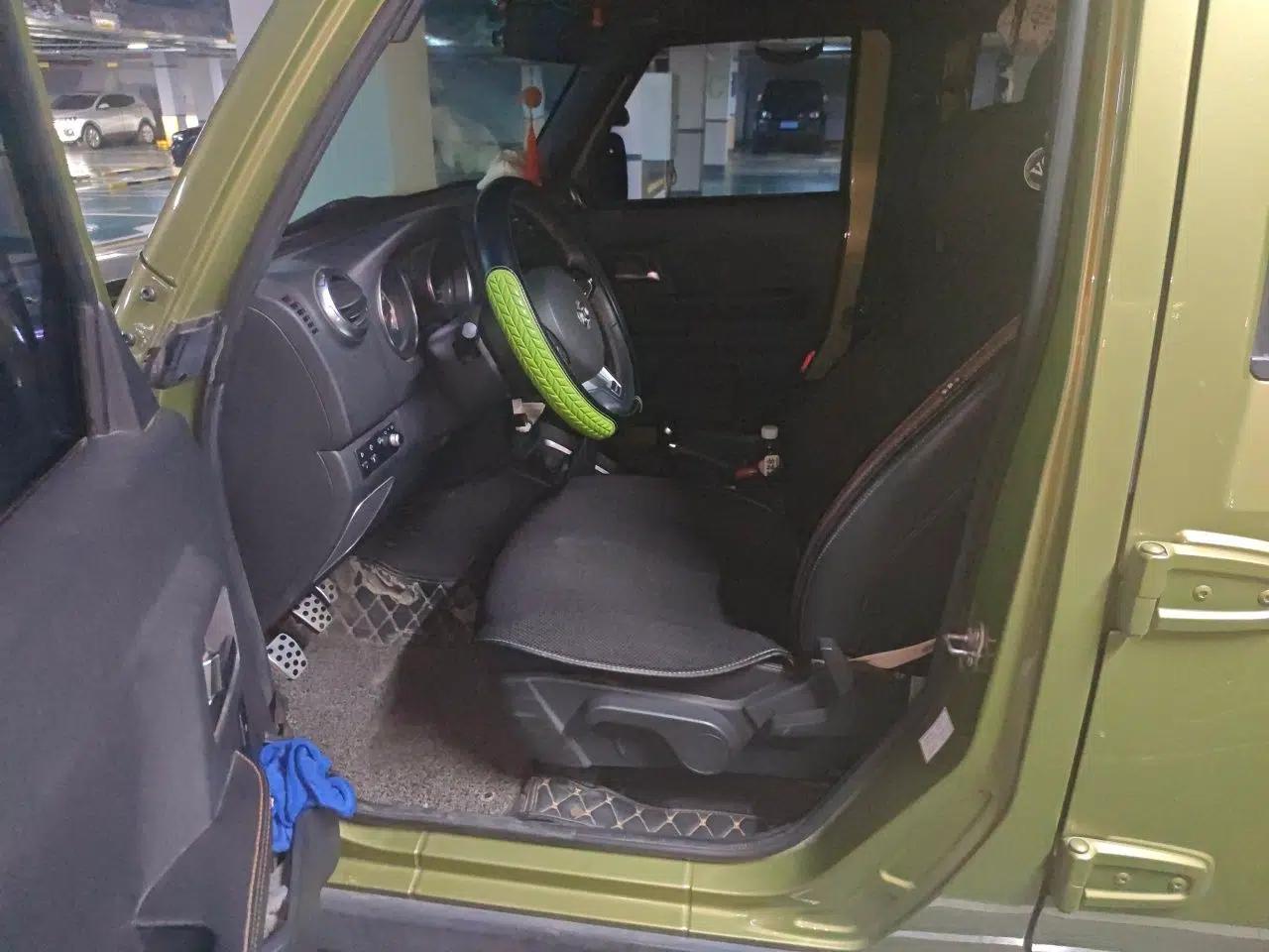 BAIC Off-Road BJ40 2016 40L 2.0T Manual All-Wheel Drive Prestige Edition — миниатюра 15