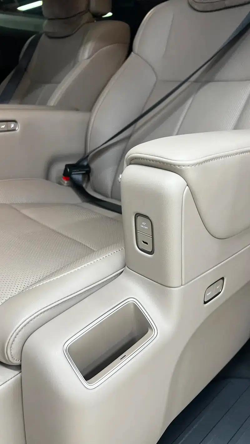 Li Auto MEGA 2025 Home Edition — миниатюра 23