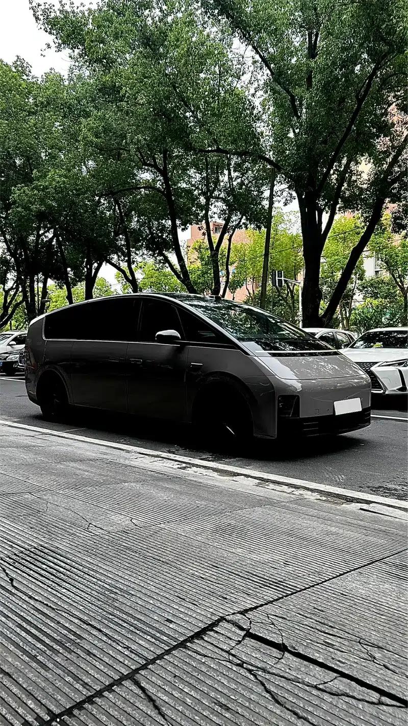 Li Auto MEGA 2025 Home Edition — миниатюра 5