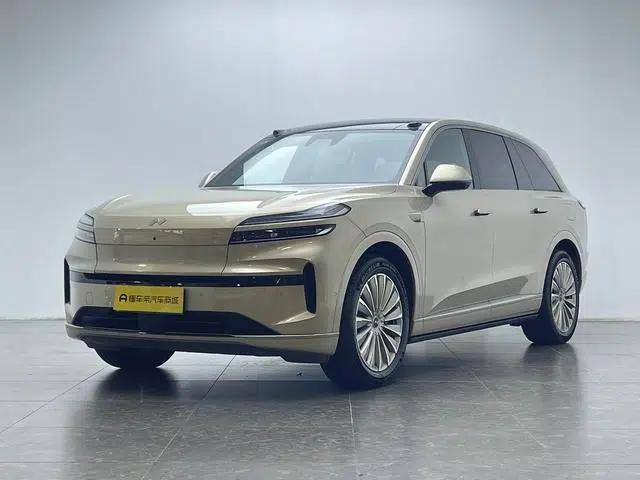 2025 Hyundai L90 Rear-wheel Drive 6-seater Pure Electric Factory Custom Edition