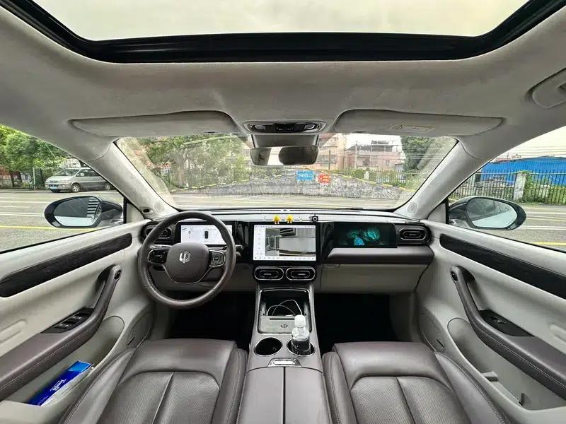 Leapmotor C11 2023 Range Extended Electric 300 Smart Edition — миниатюра 7