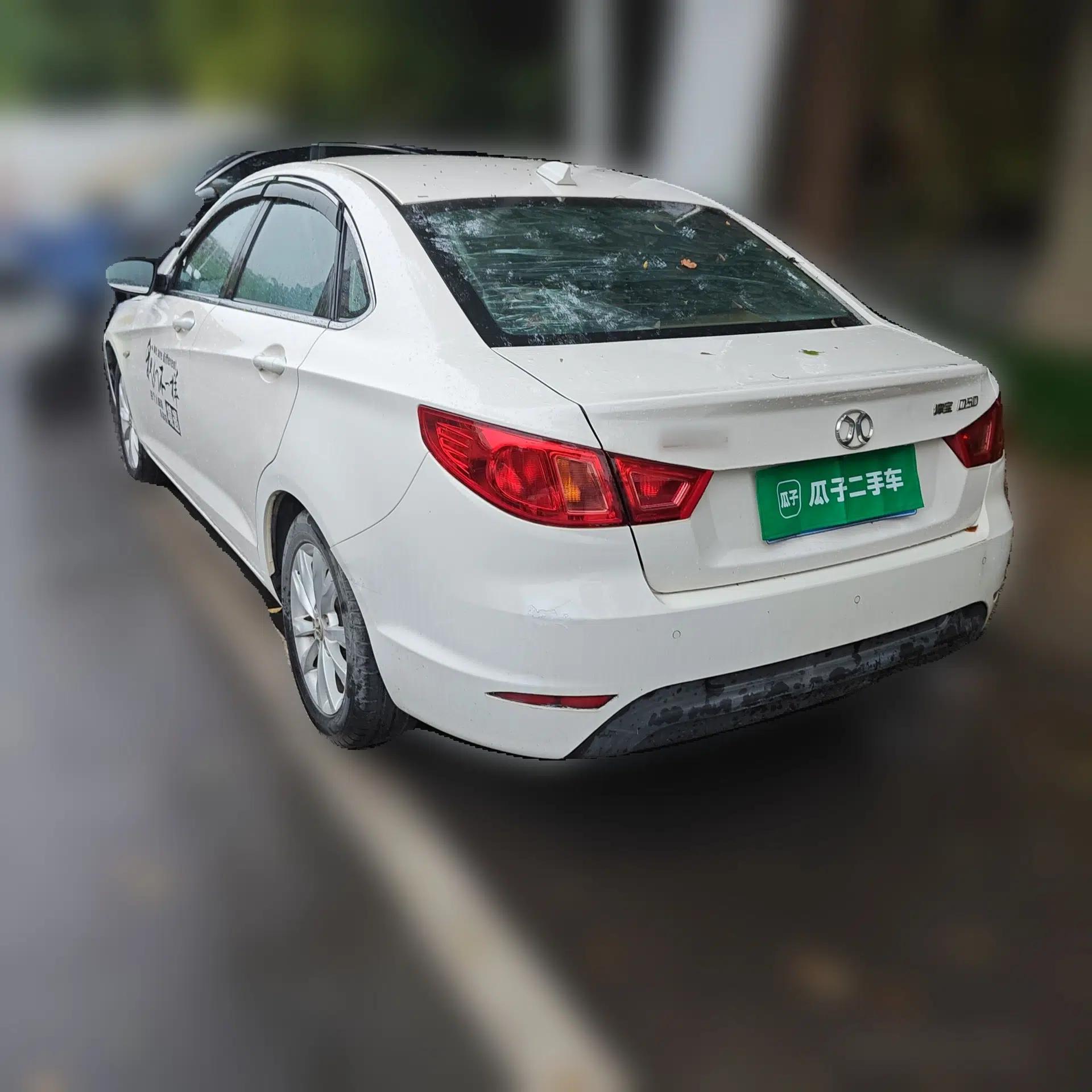 BAIC Senova D50 2014 1.5L manual comfort version — миниатюра 4