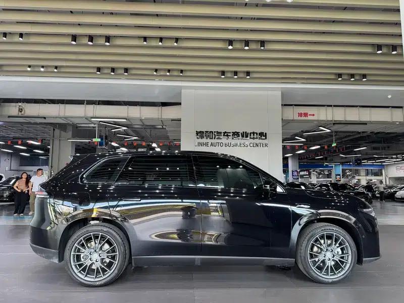 Leapmotor C10 2026 Range Extended Electric 210 Enjoy Edition — миниатюра 7