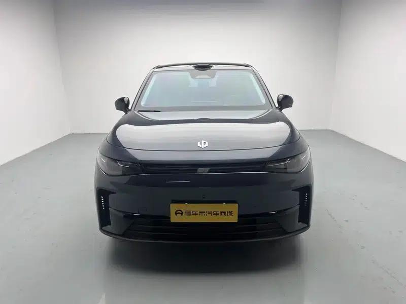 Leapmotor C10 2026 Range Extended Electric Vehicle 210 LiDAR Edition — миниатюра 2