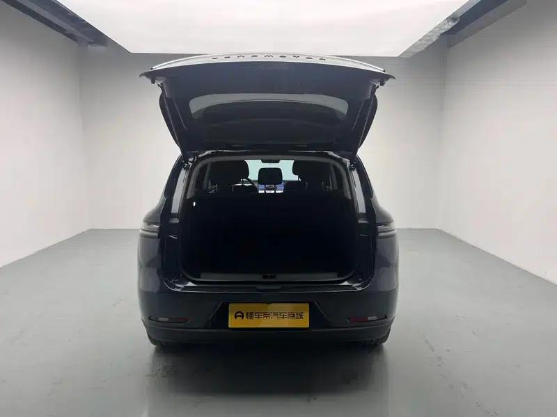 Leapmotor C10 2026 Range Extended Electric Vehicle 210 LiDAR Edition — миниатюра 20