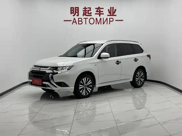 Outlander 2021 2.0L 2WD Comfortline 5-seater