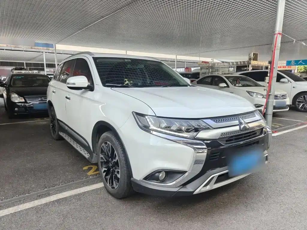 Outlander 2019 2.4L 4WD Enjoy Edition 5-seater National VI Emission Standard — миниатюра 4
