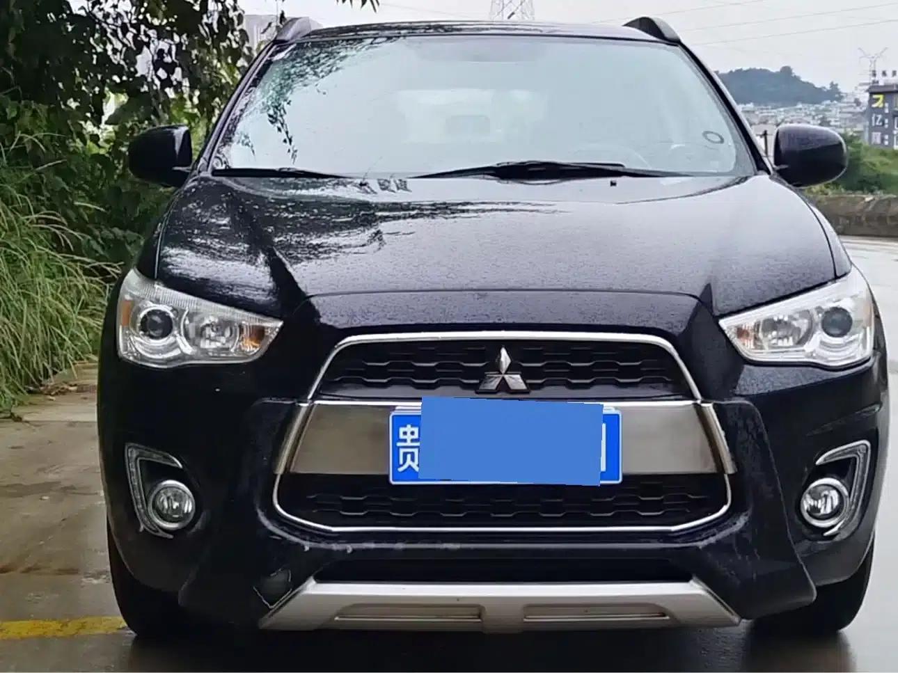 2013 ASX 2.0L CVT 2WD Luxury Edition — миниатюра 2