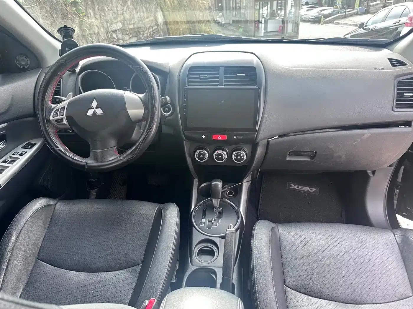 2013 ASX 2.0L CVT 2WD Luxury Edition — миниатюра 4