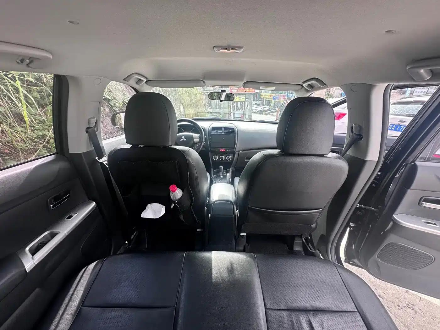 2013 ASX 2.0L CVT 2WD Luxury Edition — миниатюра 7