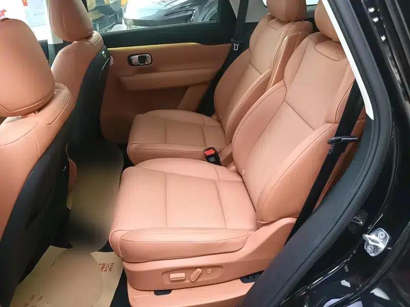 Leapmotor C16 2026 Range Extended Electric Vehicle, 280 LiDAR Smart Edition, 6-Seater — миниатюра 12