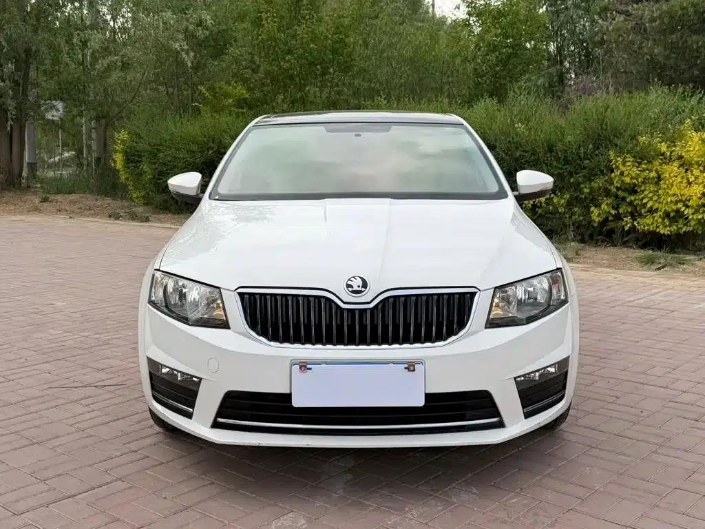 Octavia 2017 1.6L Automatic Smart Edition — миниатюра 2