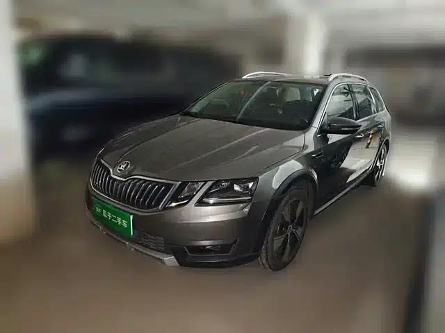 Octavia 2018 Touring TSI280 DSG Luxury Edition