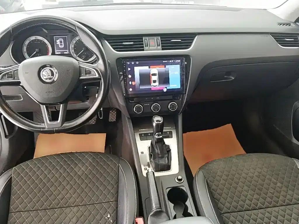Octavia 2018 TSI230 DSG Luxury Edition — миниатюра 10