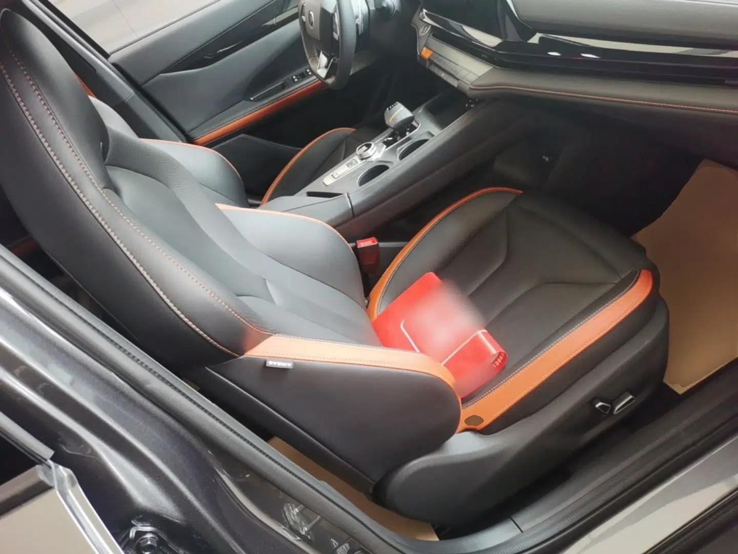 CHANGAN UNI-V 2023 1.5T Prestige Model — миниатюра 19