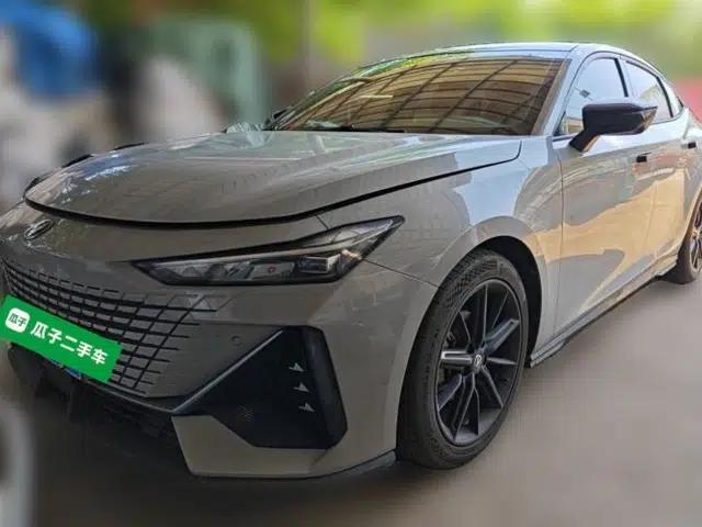 CHANGAN UNI-V 2022 1.5T Prestige Version