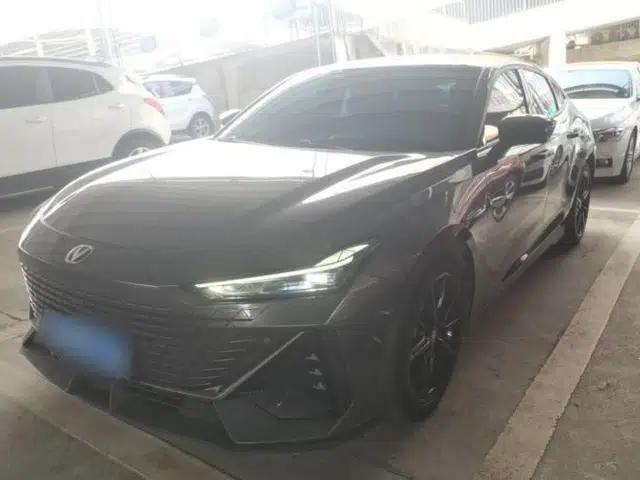 CHANGAN UNI-V 2022 1.5T Prestige Version