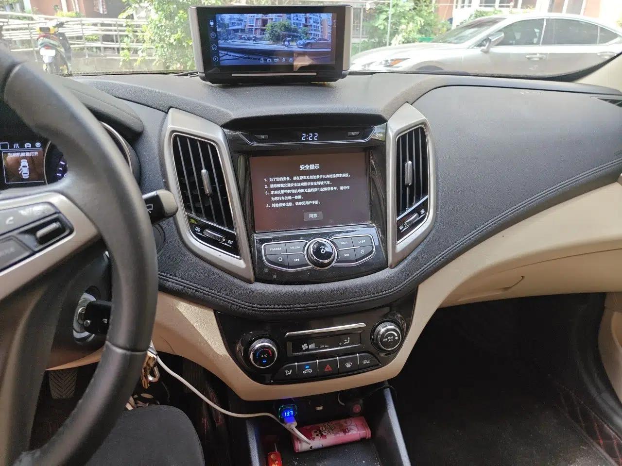 CHANGAN Eado 2016 1.6L Manual Fashion Edition — миниатюра 13