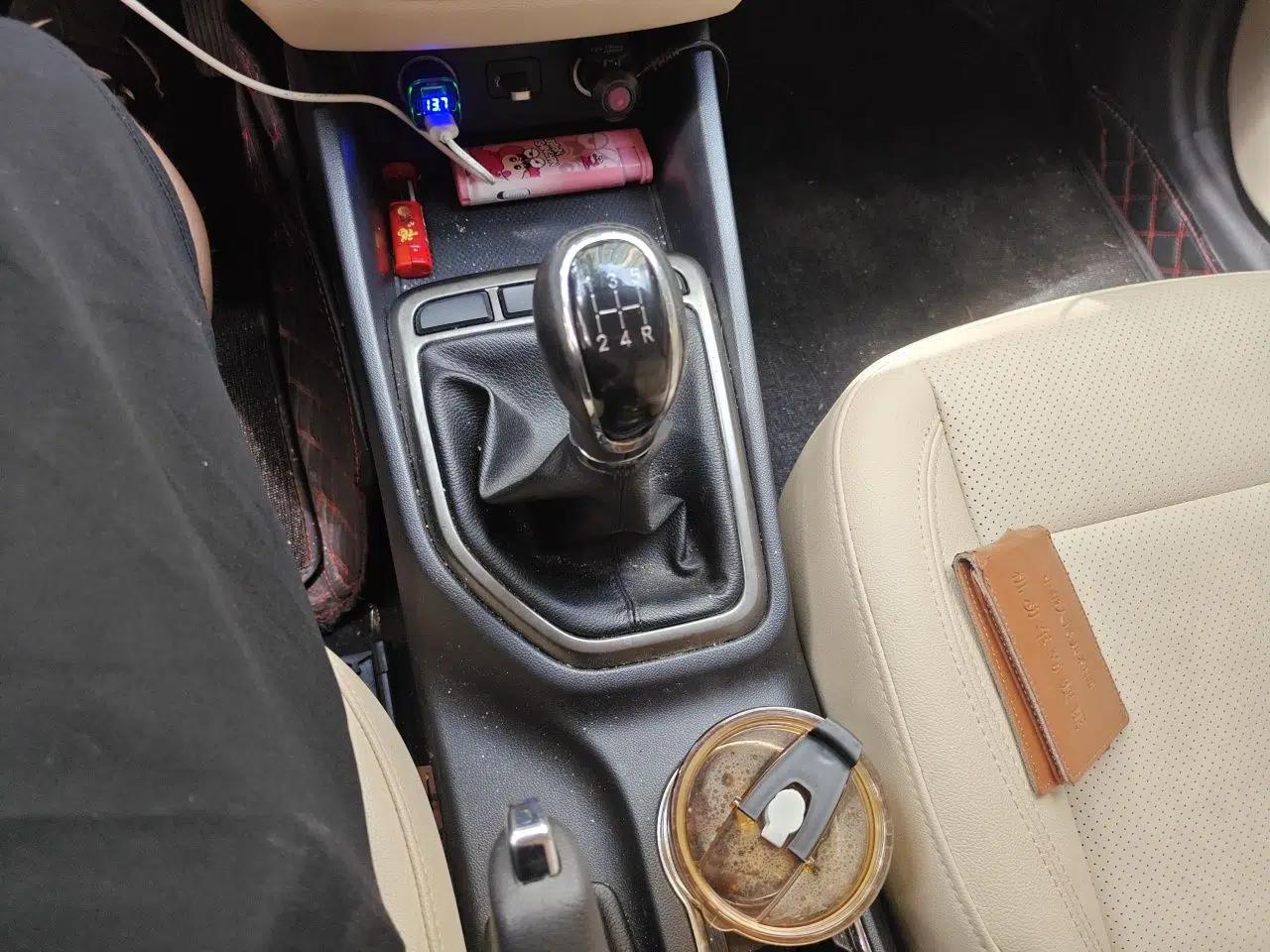CHANGAN Eado 2016 1.6L Manual Fashion Edition — миниатюра 14