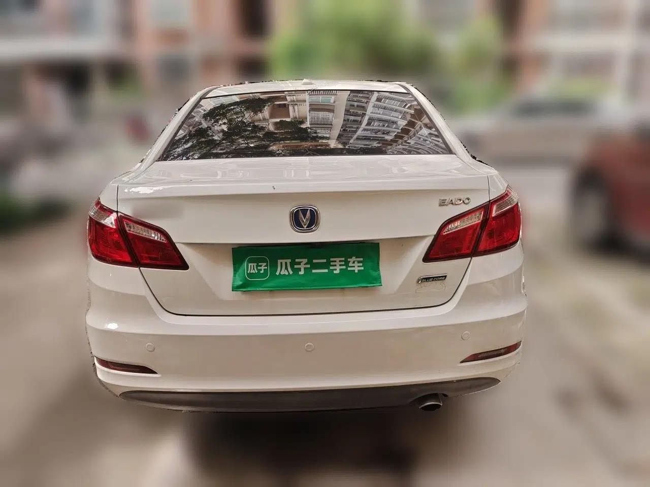CHANGAN Eado 2016 1.6L Manual Fashion Edition — миниатюра 5