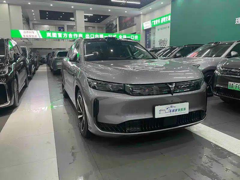 Voyah Free 2025 Free+ Rear-Wheel Drive Dry Kun Edition — миниатюра 3