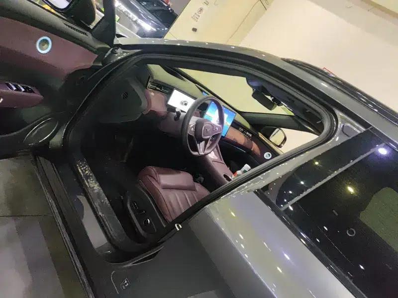 Voyah Free 2025 Free+ Rear-Wheel Drive Dry Kun Edition — миниатюра 5