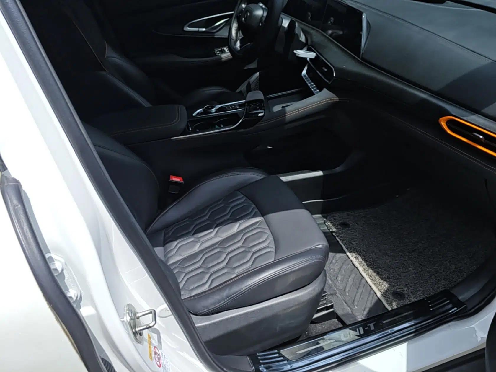 CHANGAN UNI-T 2022 2.0T Prestige Version — миниатюра 19