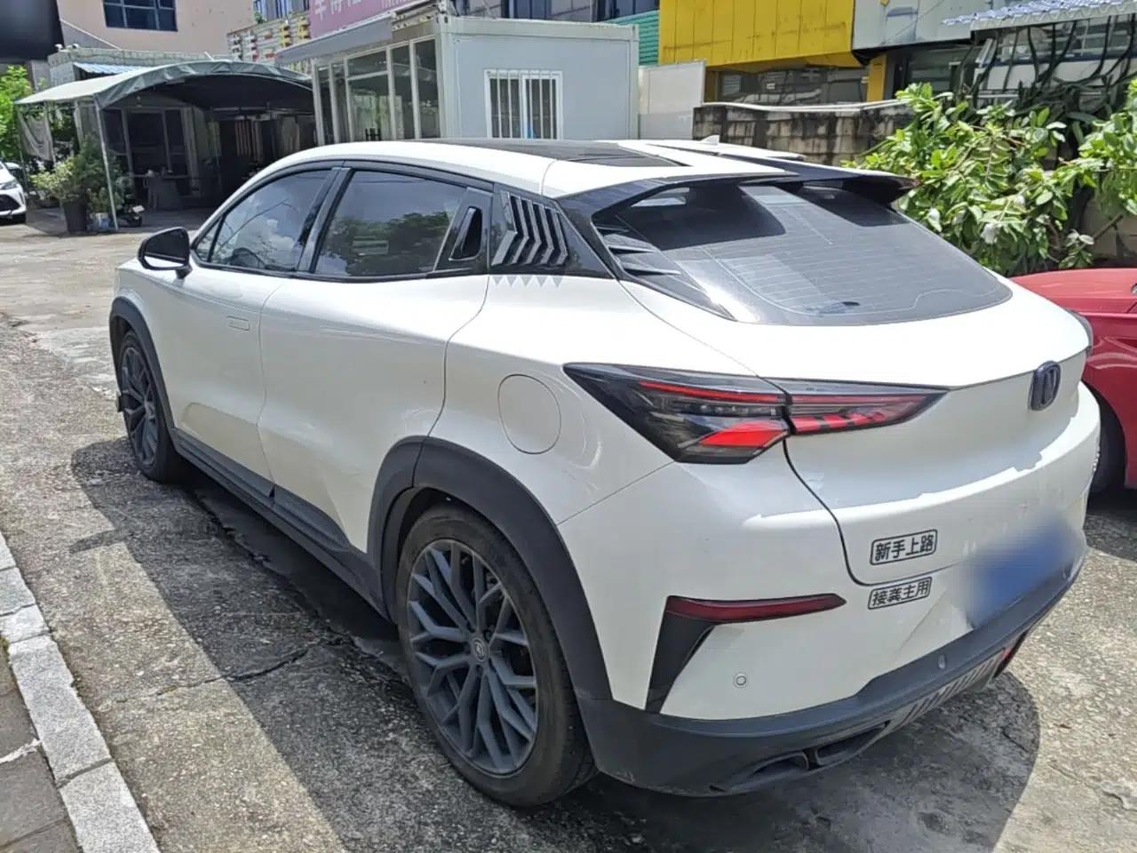 CHANGAN UNI-T 2022 2.0T Prestige Version — миниатюра 4