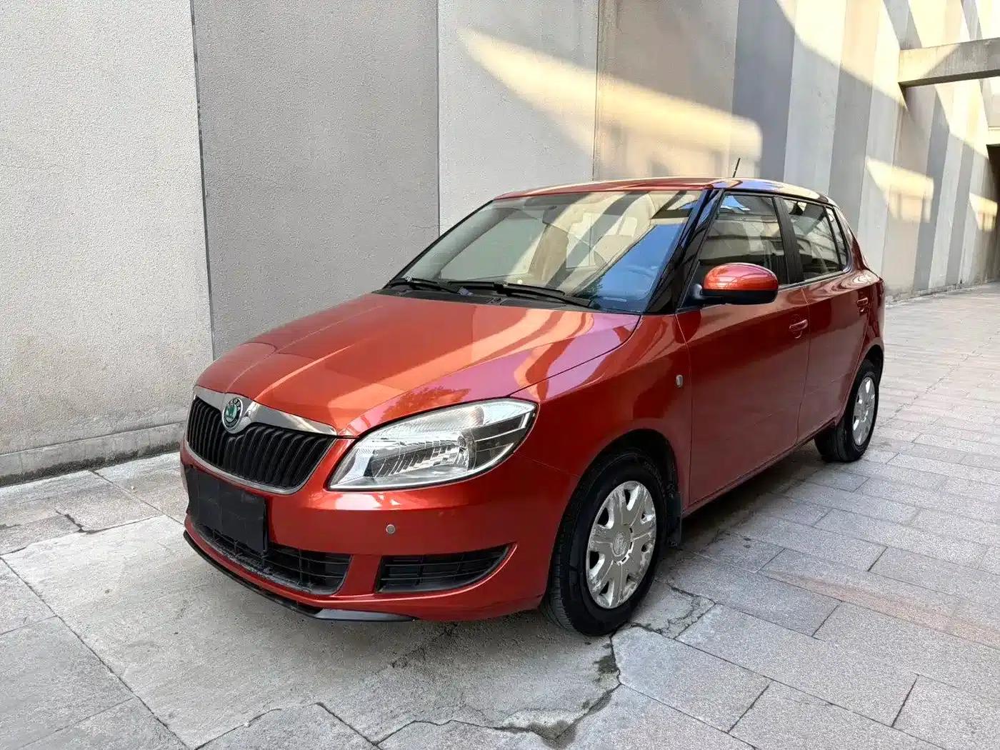 Fabia 2012 1.4L Automatic Crystal Edition — миниатюра 1