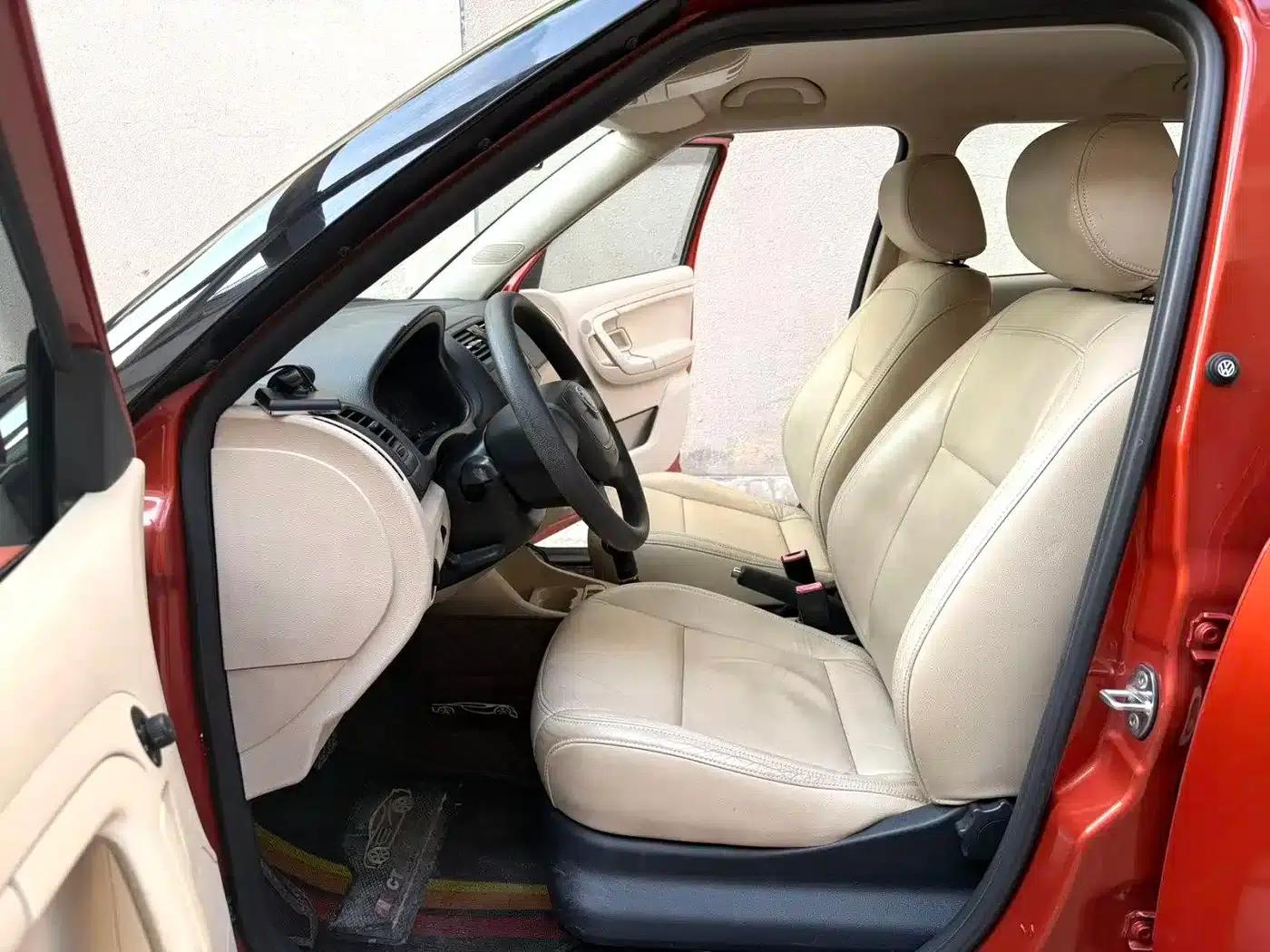 Fabia 2012 1.4L Automatic Crystal Edition — миниатюра 2