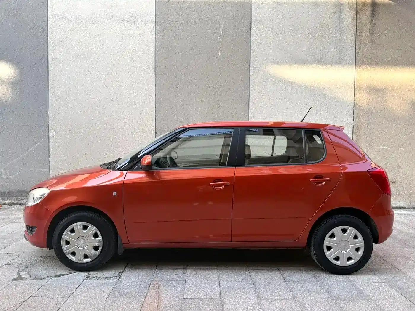 Fabia 2012 1.4L Automatic Crystal Edition — миниатюра 7