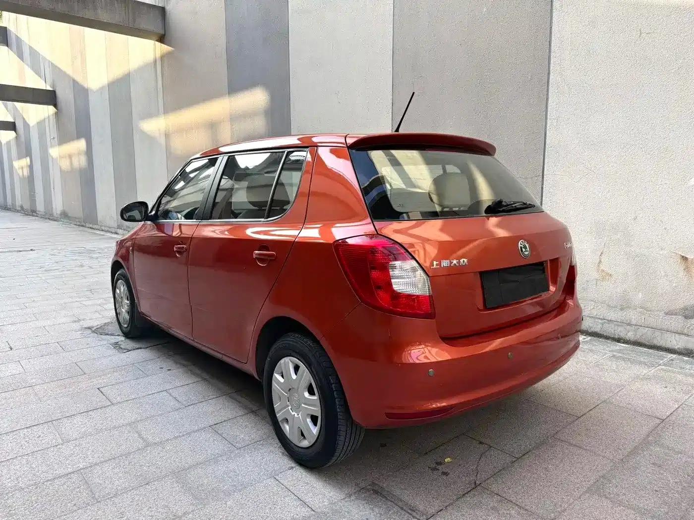 Fabia 2012 1.4L Automatic Crystal Edition — миниатюра 9