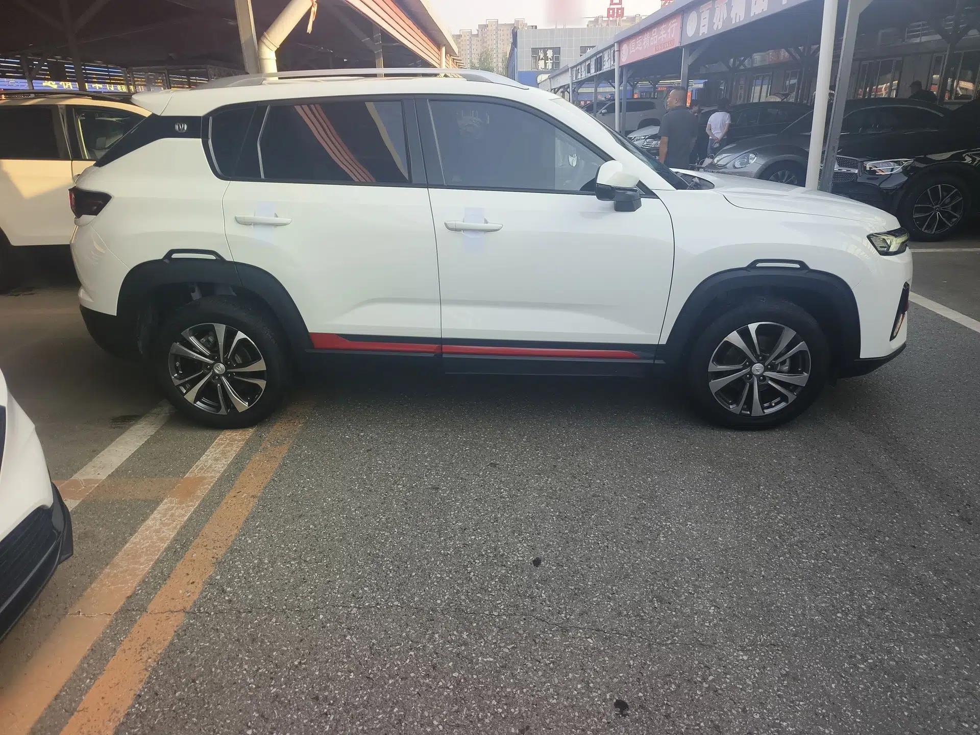 CHANGAN CS35PLUS 2021 Blue Whale NE 1.4T DCT Luxury Model — миниатюра 3