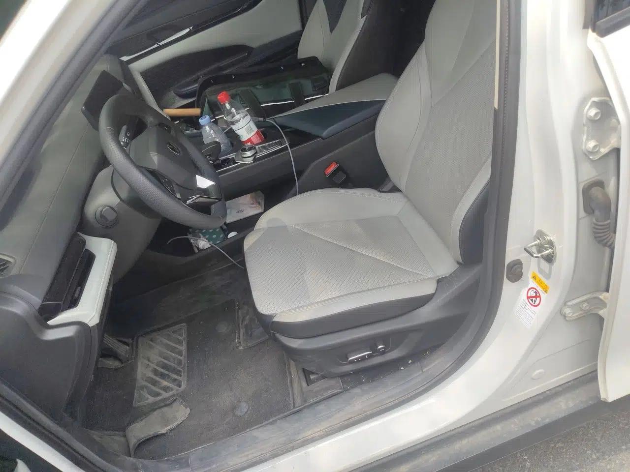CHANGAN UNI-V iDD 2023 Zhidian iDD 1.5T 113km Smart & Fun Version (Rapid Edition) — миниатюра 12