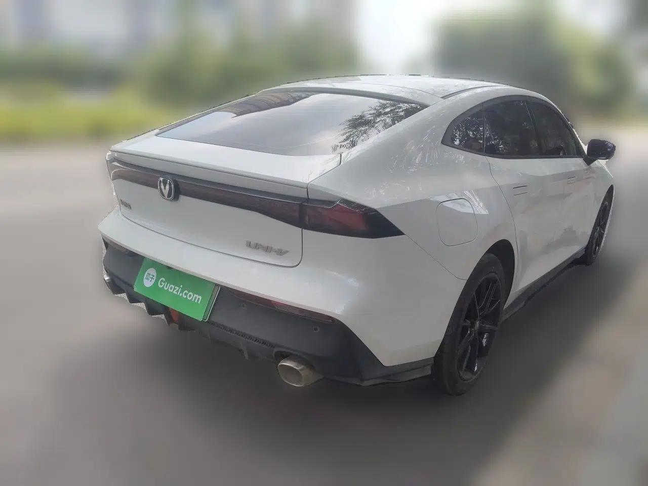CHANGAN UNI-V iDD 2023 Zhidian iDD 1.5T 113km Smart & Fun Version (Rapid Edition) — миниатюра 4