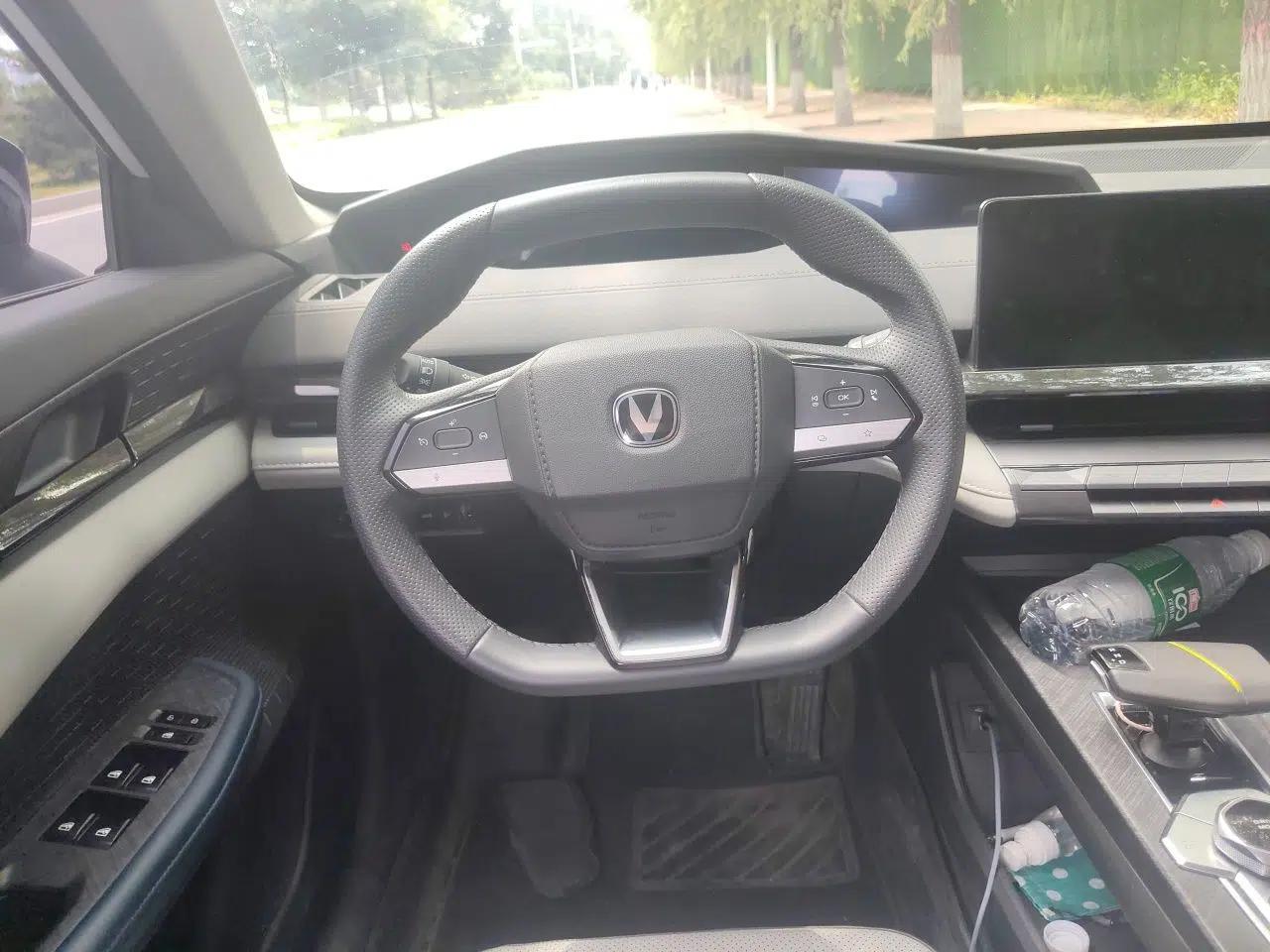 CHANGAN UNI-V iDD 2023 Zhidian iDD 1.5T 113km Smart & Fun Version (Rapid Edition) — миниатюра 7