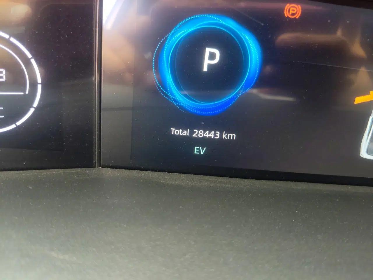 CHANGAN UNI-V iDD 2023 Zhidian iDD 1.5T 113km Smart & Fun Version (Rapid Edition) — миниатюра 9