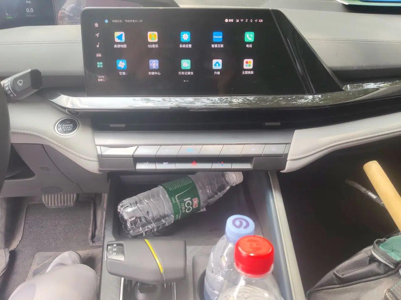 CHANGAN UNI-V iDD 2023 Zhidian iDD 1.5T 113km Smart & Fun Version (Rapid Edition) — миниатюра 10