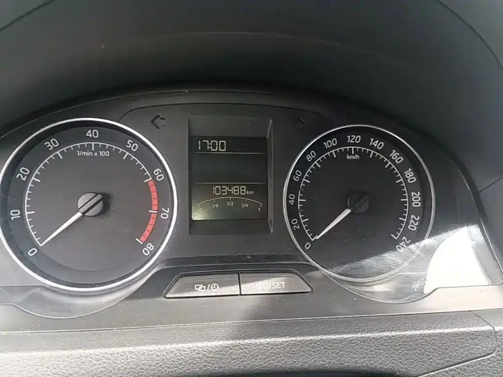 Rapid Spaceback 2016 Facelift 1.6L Automatic Comfortline — миниатюра 12
