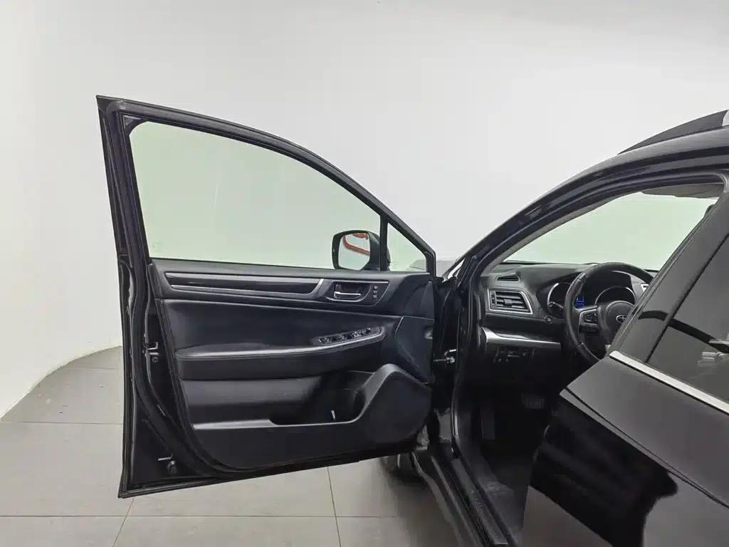 Outback 2015 2.5i Sport Navigation Edition — миниатюра 8