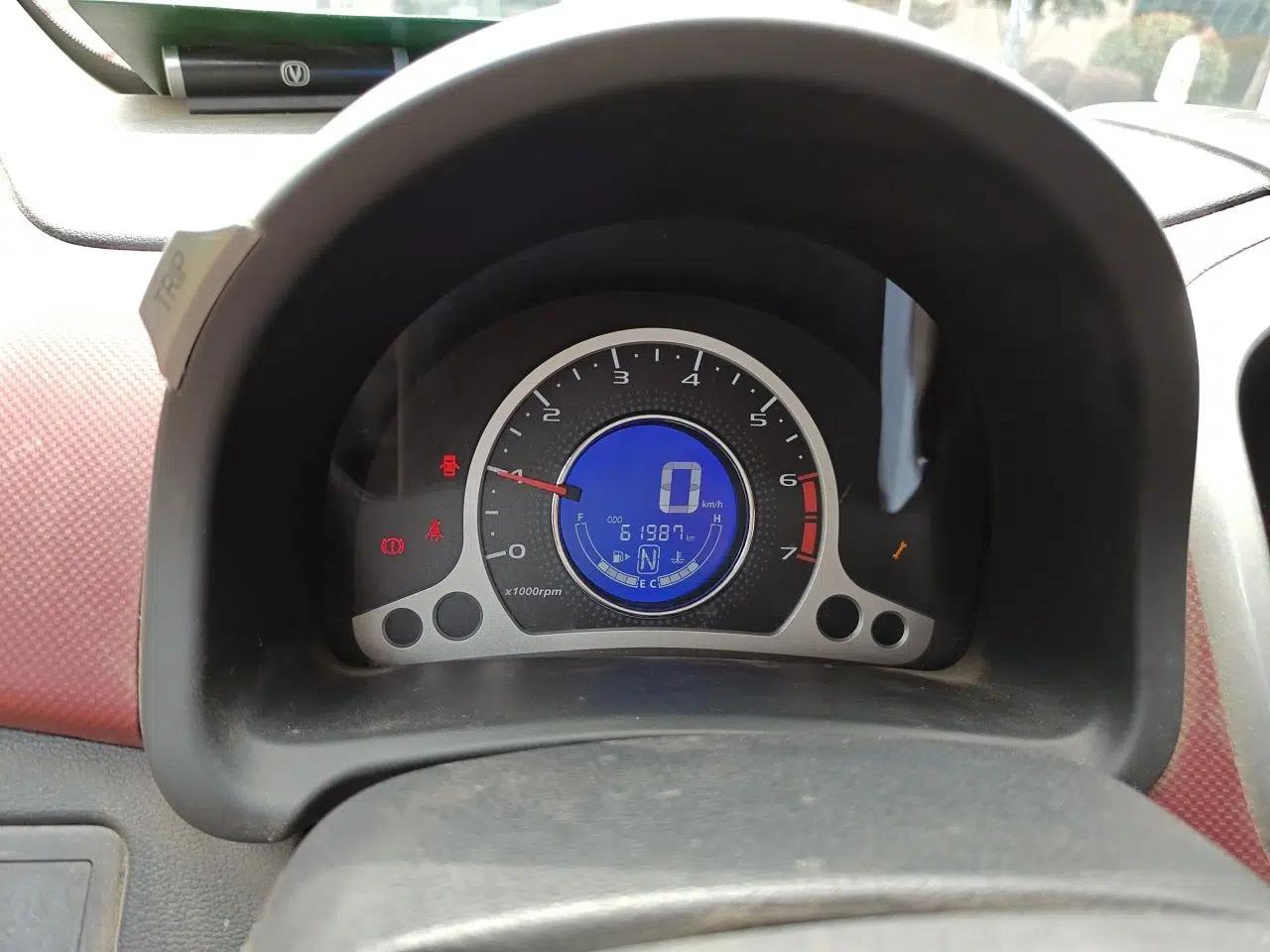 CHANGAN Benni 2015 1.4L IMT Luxury Model China V Standard — миниатюра 11