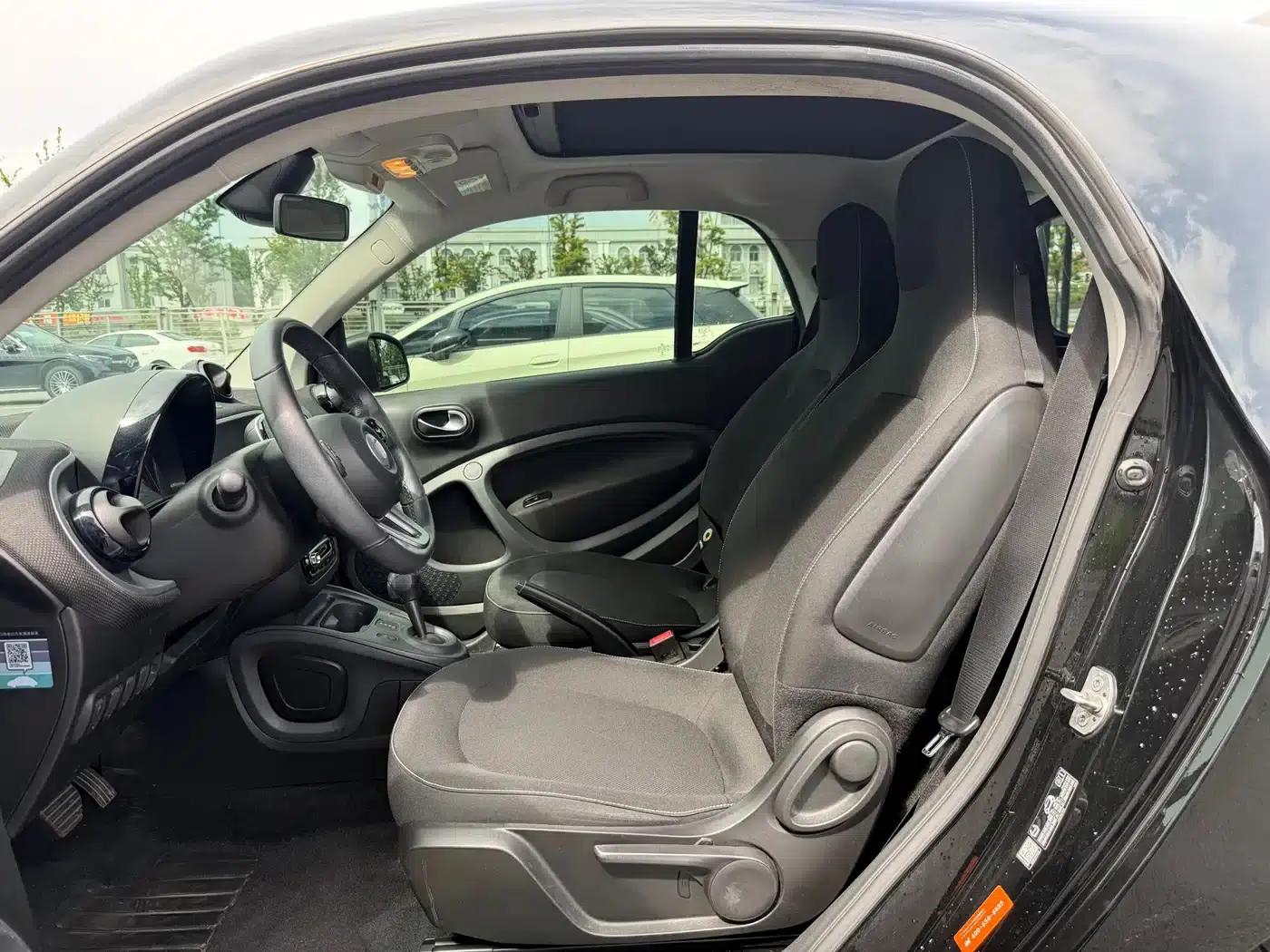 2015 Smart Fortwo 1.0L 52kW Hardtop Passion Edition — миниатюра 7