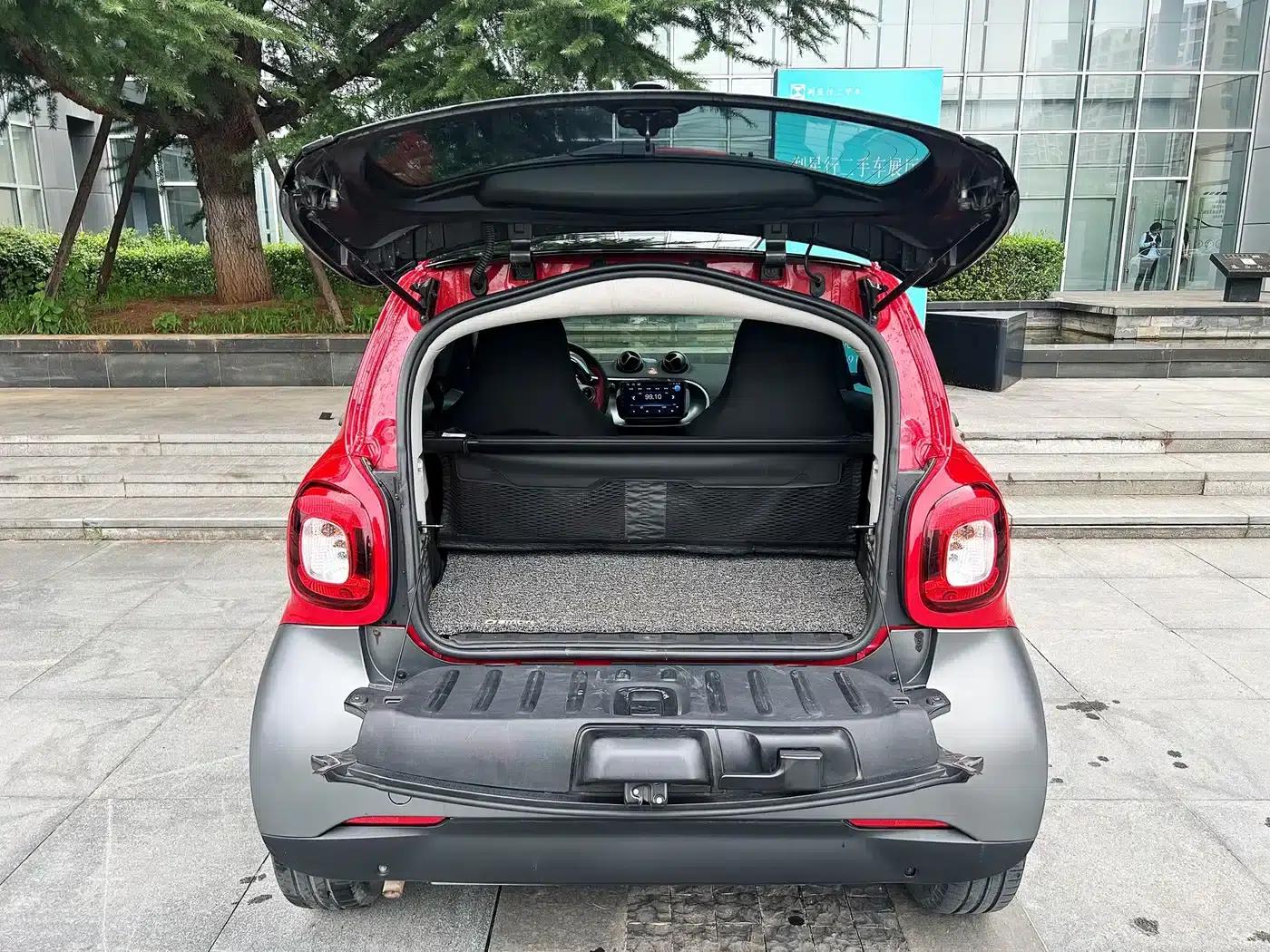 2018 Smart Fortwo 1.0L 52kW Hardtop Passion Edition (National V Emission Standard) — миниатюра 10