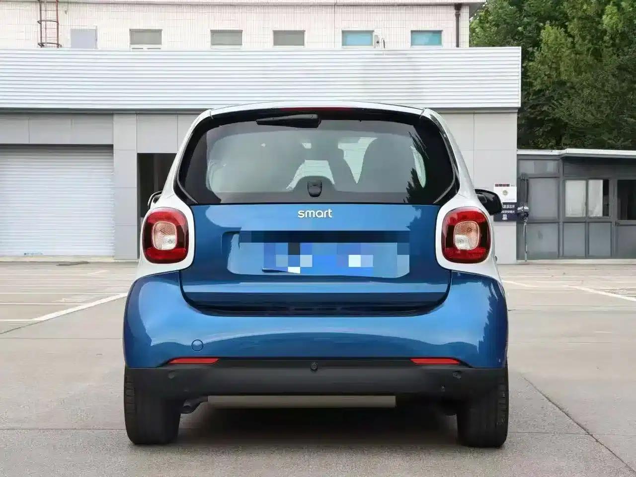 2015 Smart Fortwo 1.0L 52kW Hardtop Passion Edition — миниатюра 2