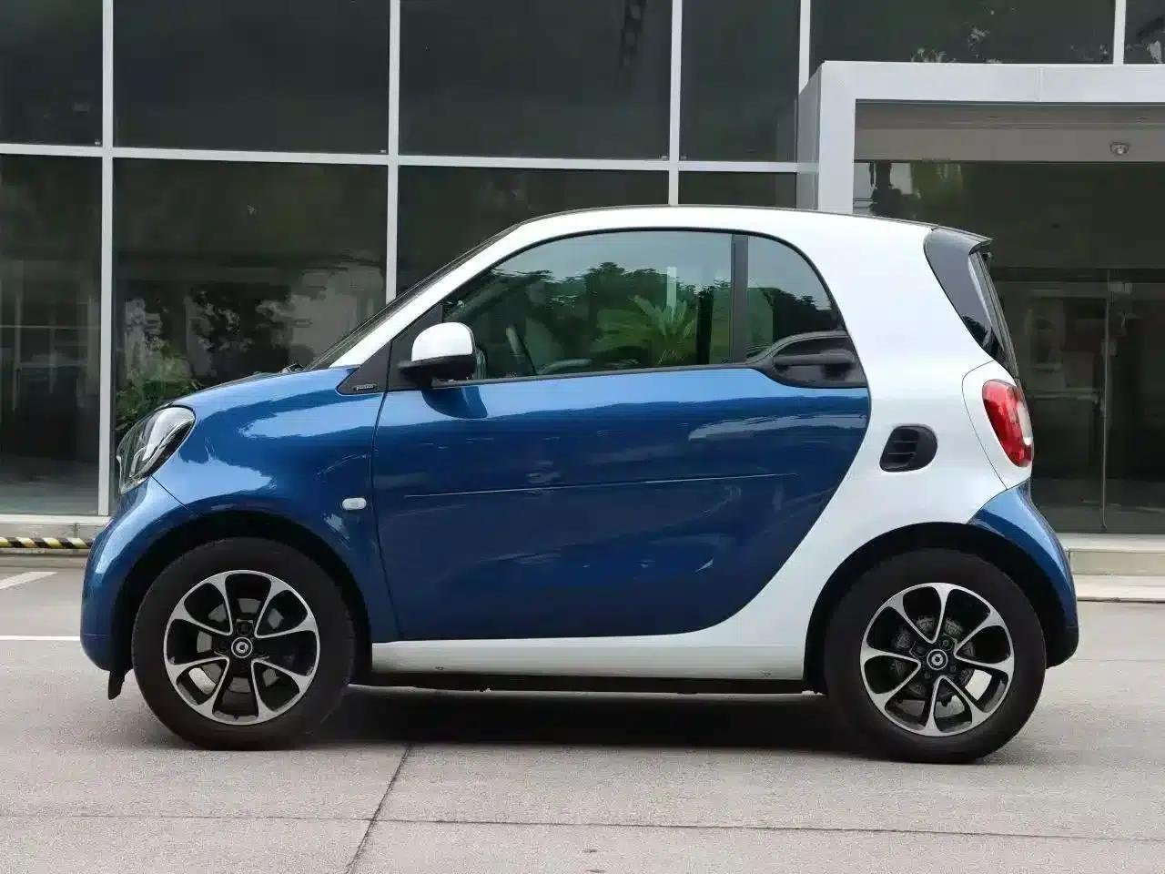 2015 Smart Fortwo 1.0L 52kW Hardtop Passion Edition — миниатюра 3