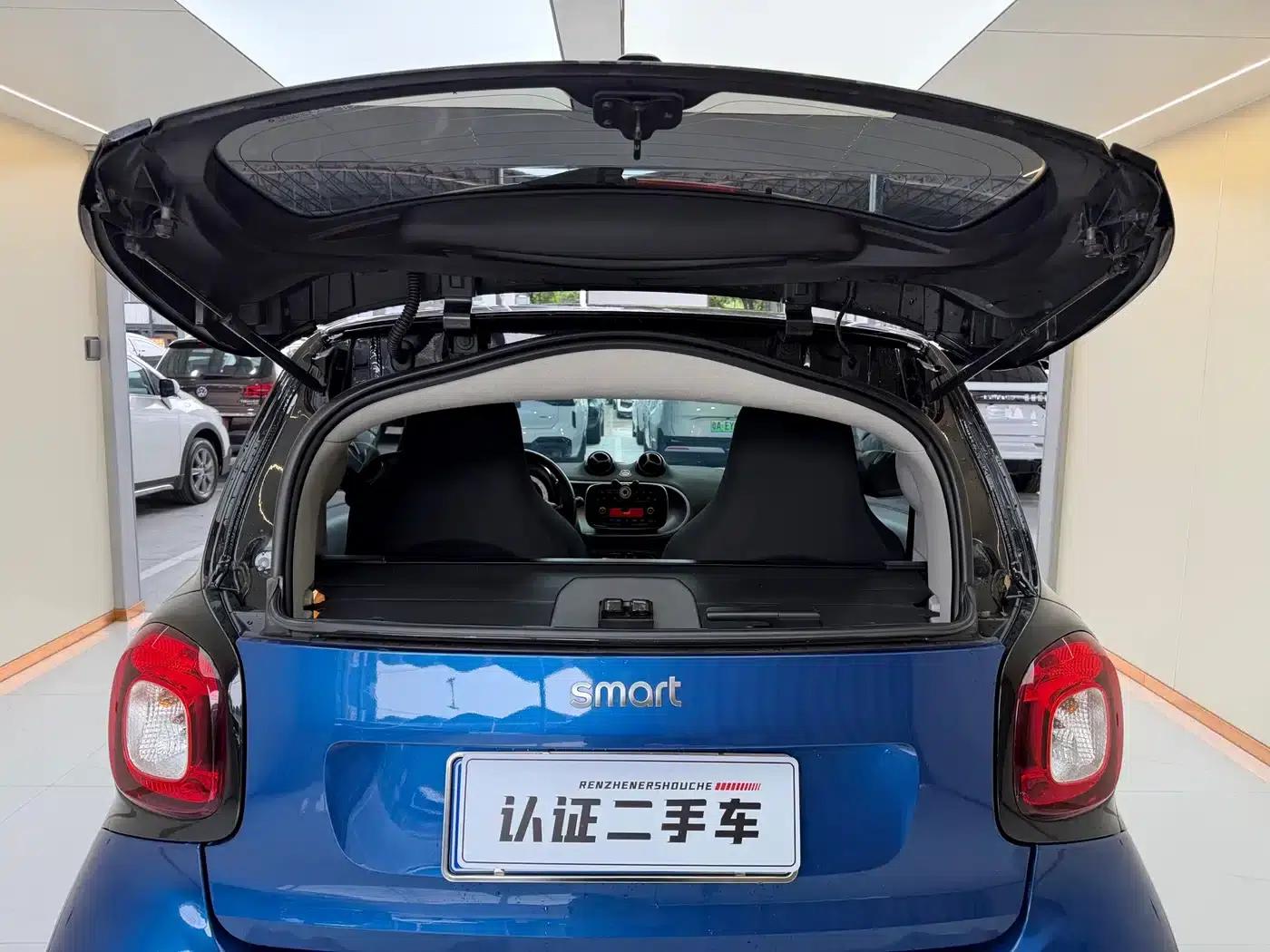 2019 Smart Fortwo 0.9T 66kW Hardtop Wind Power Edition (China VI Emission Standard) — миниатюра 10